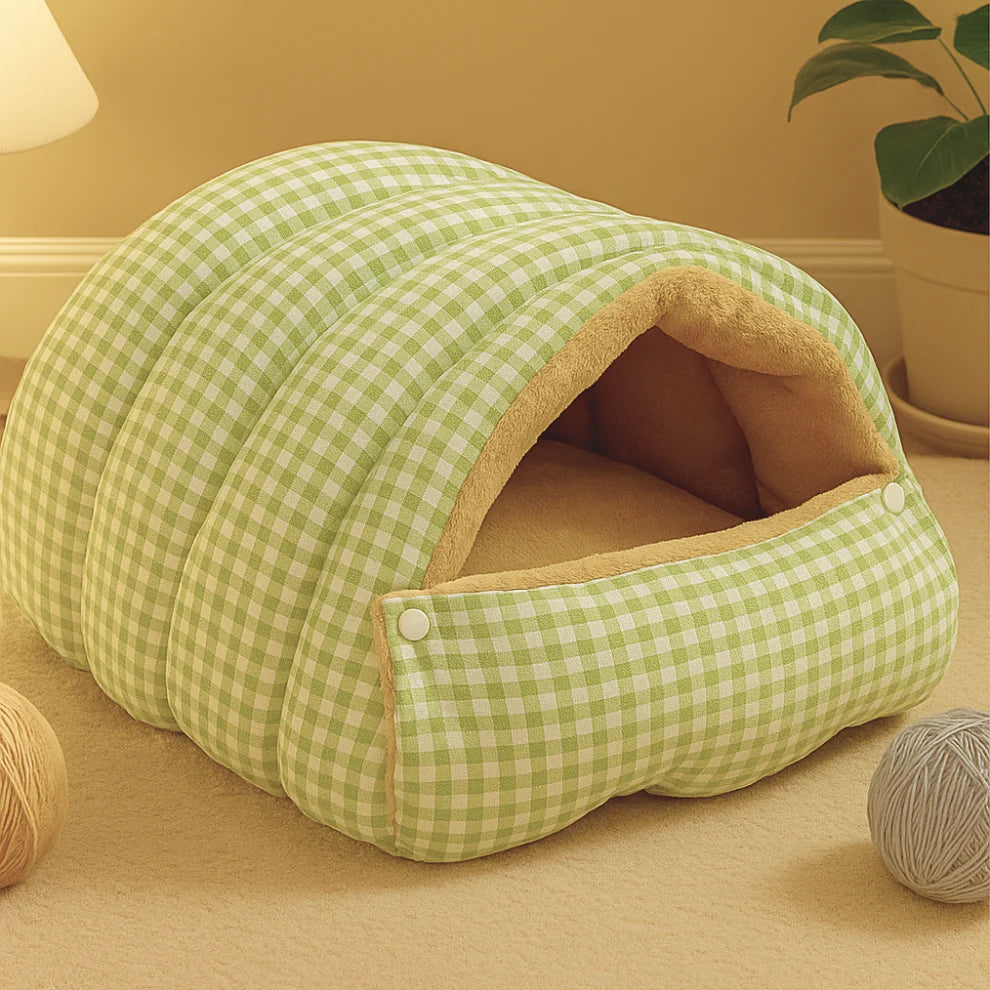 Luxury Enclosed Pet Bed – Cosy Cat Cave & Dog Igloo Sanctuary