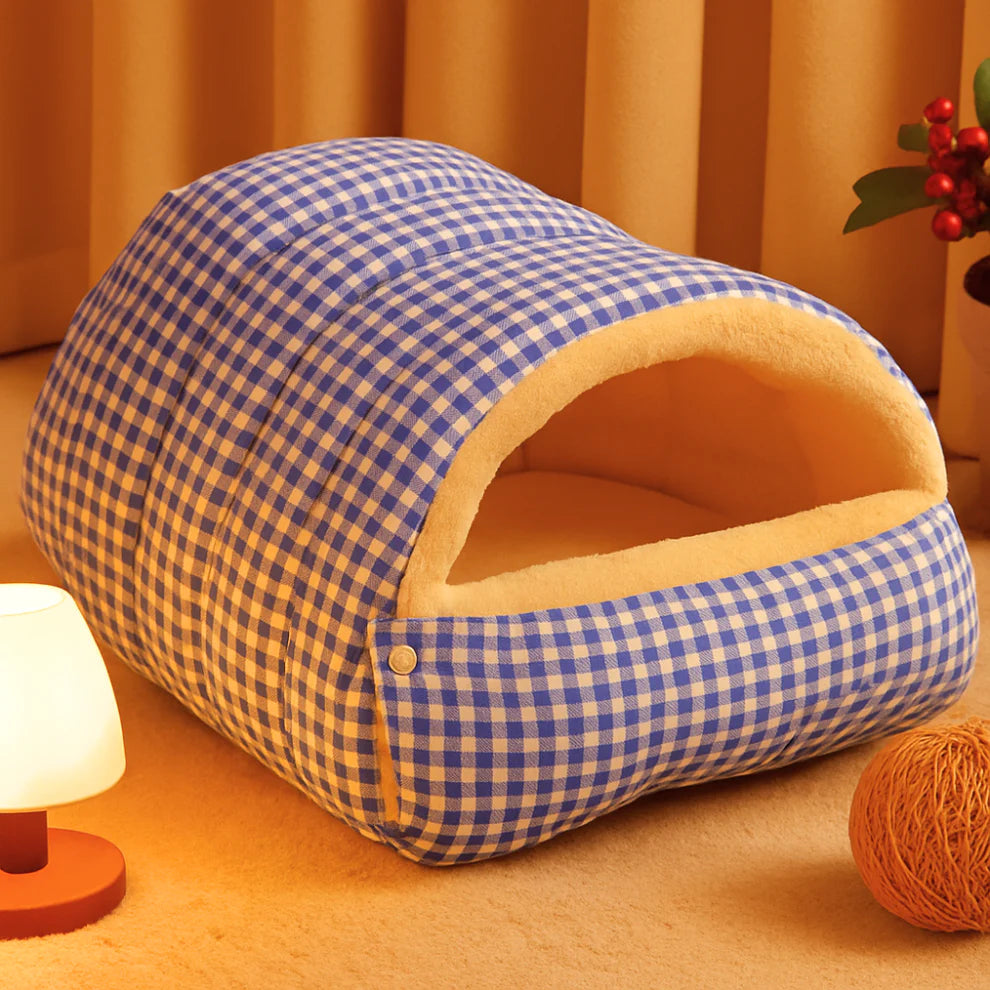 Luxury Enclosed Pet Bed – Cosy Cat Cave & Dog Igloo Sanctuary