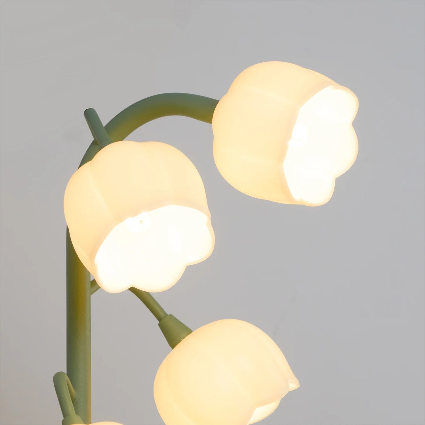 Modern Bell Orchid Table Lamp