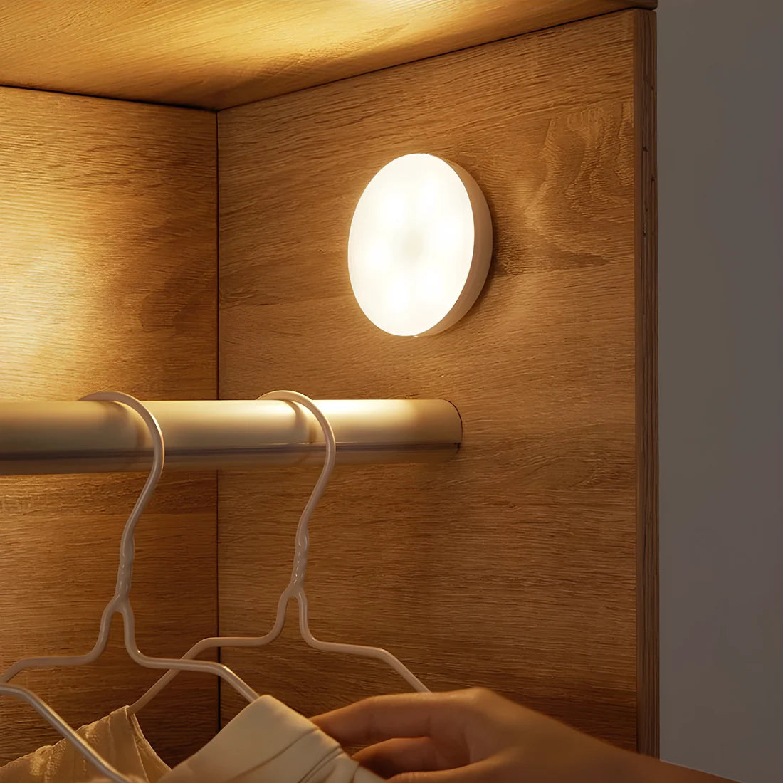Rechargeable LED Motion Sensor Puck Light
