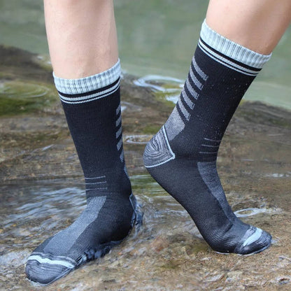 Waterproof Crew Socks with Submersible Membrane and Merino Blend Lining, Quick-Dry Shell
