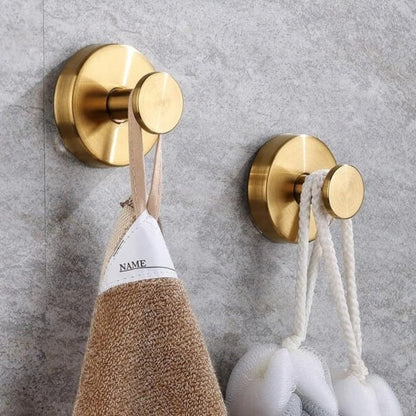 Suction Cup Wall Hooks With Twist-Lock Mechanism For Easy Mounting