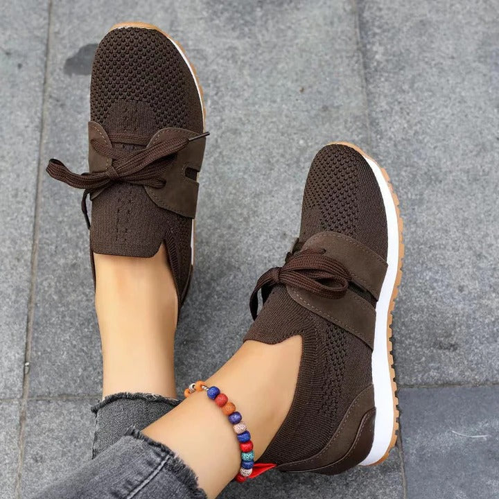 Supportive Sneakers With Breathable Mesh Upper For All Day Comfort