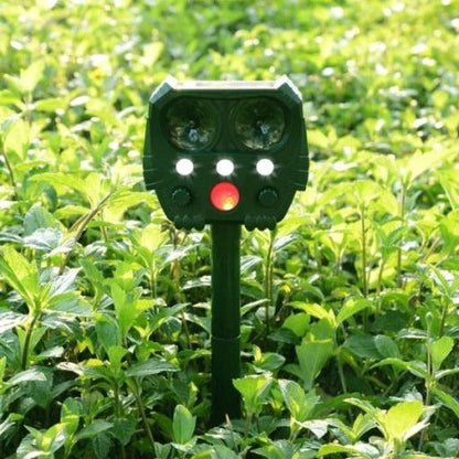 Snake Repeller Solar Ultrasonic Outdoor Electronic Garden And Yard Deterrent